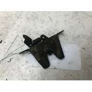 Claw Latch